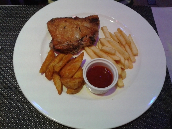 北極星餐廳 North Star：北極光聚餐