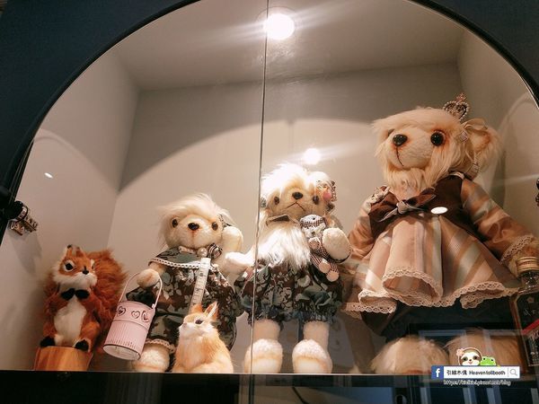 【嘉義】LiLiKoKo哩哩釦釦午茶廚房 - 愛麗絲夢遊層層仙境，黏土王國的午茶宴，柴郡貓慵懶微笑，編織一齣美食與藝文的俏皮相逢。