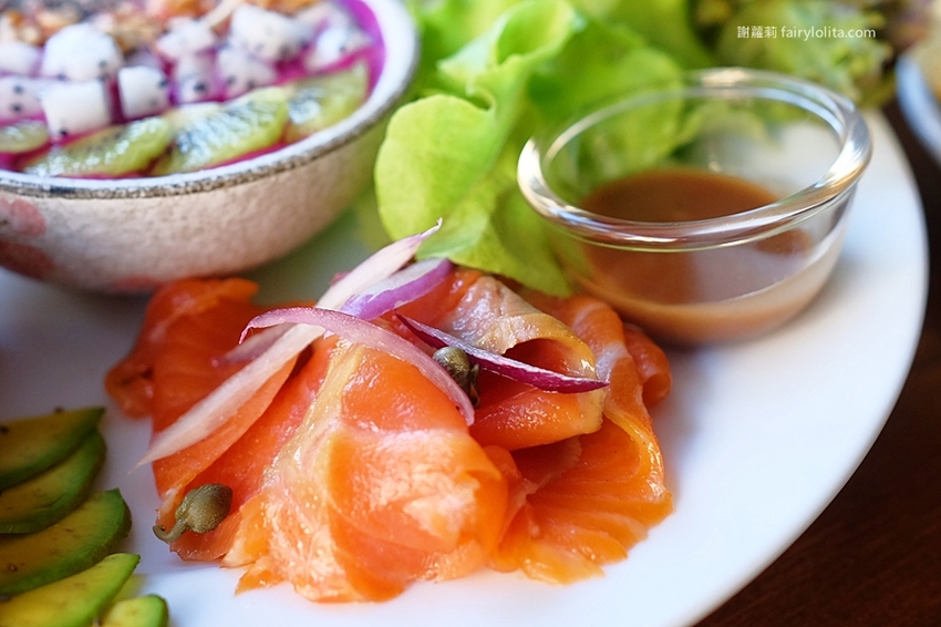 Little Sprout 小初芽。網友大囋:「在地最強早午餐」,人潮爆滿沒訂位吃不到,為吃一頓Brucnh讓我等了2小時! @蹦啾♥謝蘿莉 La vie heureuse