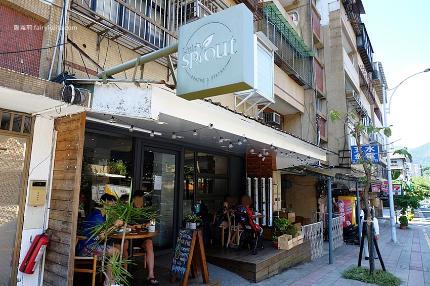 Little Sprout 小初芽。網友大囋:「在地最強早午餐」,人潮爆滿沒訂位吃不到,為吃一頓Brucnh讓我等了2小時! @蹦啾♥謝蘿莉 La vie heureuse