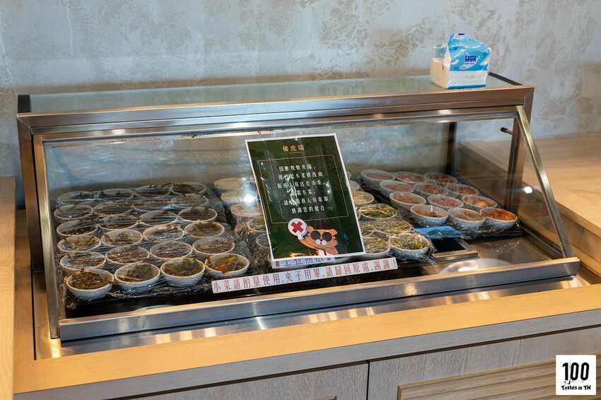 【台中西屯美食】韓虎嘯 JMall 店｜百道韓食任你挑，《雞不可失》水原炸雞也吃得到！ | 別墅裡的 100 種味道