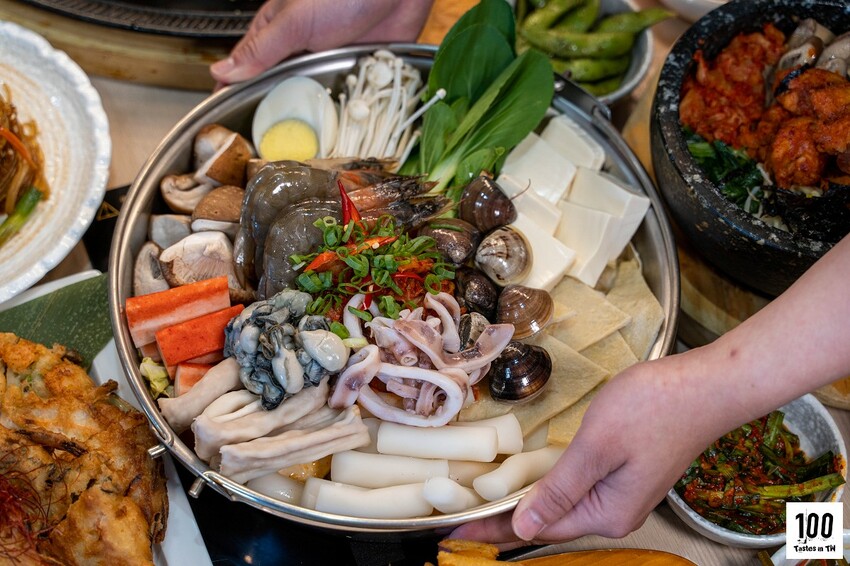 【台中西屯美食】韓虎嘯 JMall 店｜百道韓食任你挑，《雞不可失》水原炸雞也吃得到！ | 別墅裡的 100 種味道