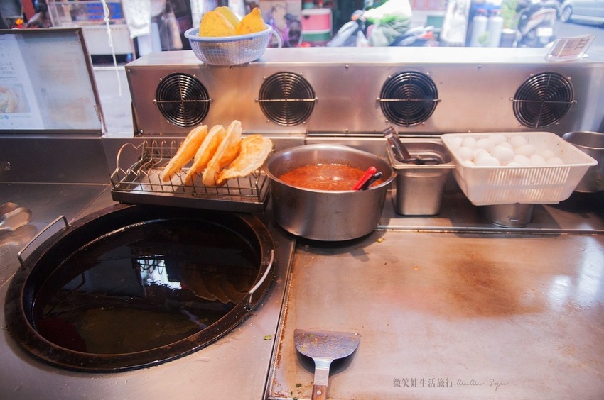 三重巷弄隱藏美食！荷媽雪釀餅、雪釀膜、滷味銅板價就讓你大大滿足！