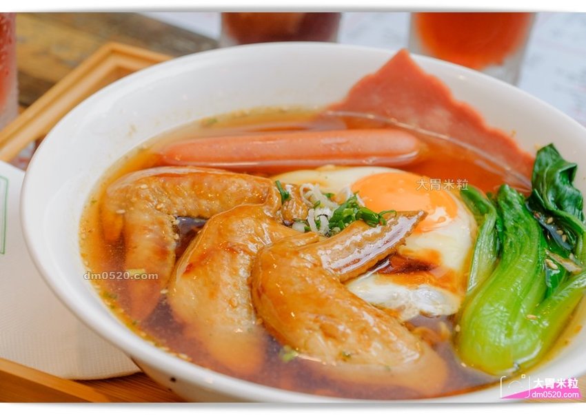 復古回味港式茶餐廳前身！台北私廚之父波哥最新力作！波記冰室,(波記茶餐廳二店),必點瑞士雞翼公仔麵/焗烤通心粉,台北延吉街美食2019,台北大安區港式料理,台北延吉街港式點心,, - 大胃米粒 DAV