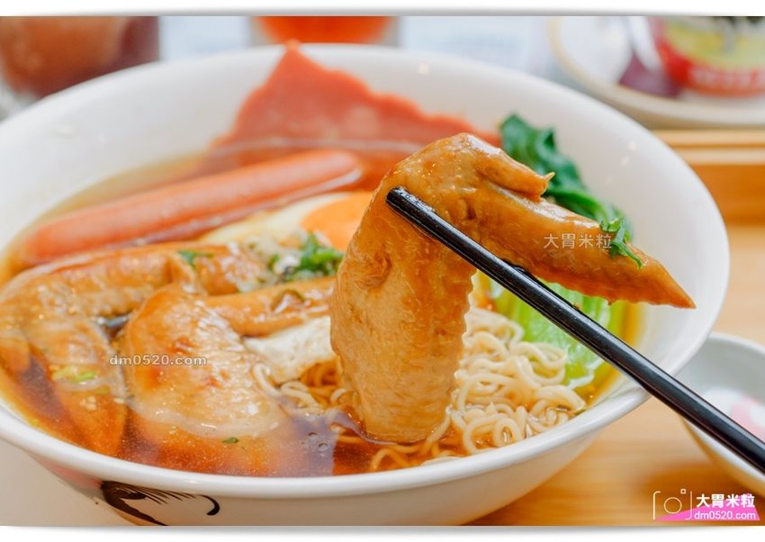 復古回味港式茶餐廳前身！台北私廚之父波哥最新力作！波記冰室,(波記茶餐廳二店),必點瑞士雞翼公仔麵/焗烤通心粉,台北延吉街美食2019,台北大安區港式料理,台北延吉街港式點心,, - 大胃米粒 DAV