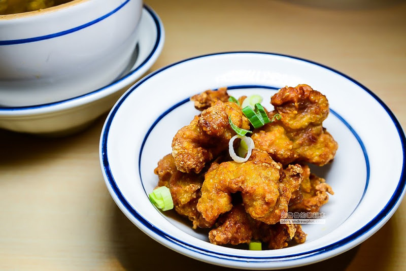 饗記呷麵呷麵平價麵舖板橋店-銅板價餐點,現代感的用餐環境和空間