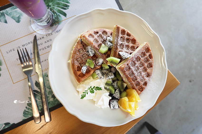 莫內 Monet cafe%5C Manor