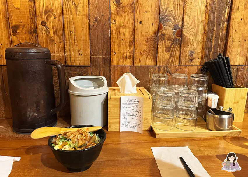 【士林美食】隱家拉麵士林店附菜單，人氣排隊拉麵，士林限定鴨白