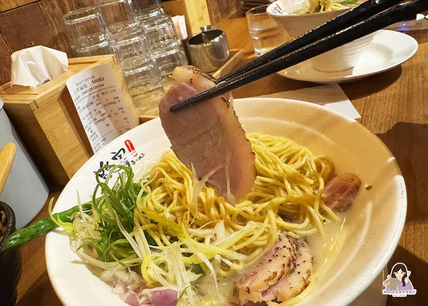 【士林美食】隱家拉麵士林店附菜單，人氣排隊拉麵，士林限定鴨白