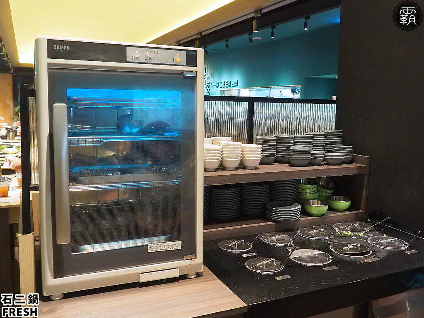 宵夜也能吃鍋!全新石二鍋經典Fresh店結合小農市集,宵夜兩人同行送麻辣鴨血!