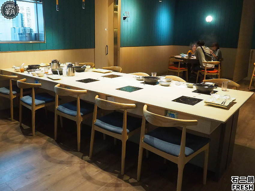 宵夜也能吃鍋!全新石二鍋經典Fresh店結合小農市集,宵夜兩人同行送麻辣鴨血!