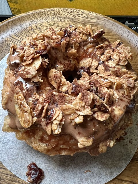 【台灣，嘉義市，西區】「脆皮dou dou甜甜圈」甜蜜老屋，讓人瞬間移動到日本！！(嘉義美食/嘉義旅行/嘉義老屋）