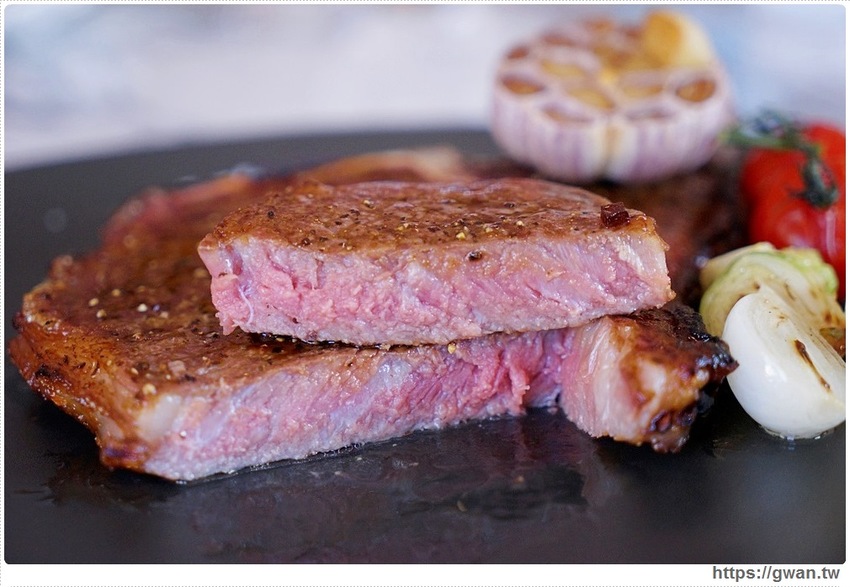 全台首間「 THE WANG」王品頂級乾式熟成牛排館插旗台中，高顏值管家服務！想來約會嗎？