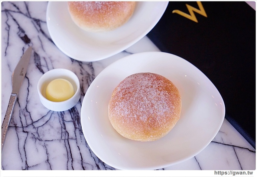 全台首間「 THE WANG」王品頂級乾式熟成牛排館插旗台中，高顏值管家服務！想來約會嗎？