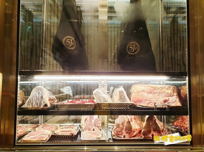 The Wang 狐狸金的日常_191006_0001.jpg