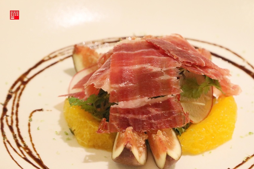 台中西屯美食/王品全台首間頂級牛排餐廳THE WANG!生日情人節聚餐首選 乾式熟成牛排超美味 還有管家服務跟專業侍酒師 - 跟著華少吃吃吃