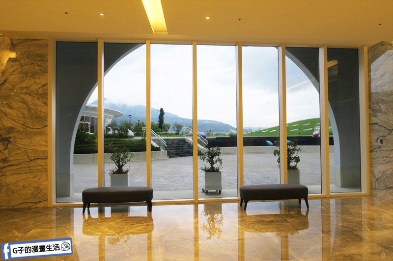 淡水滬尾休閒園區河畔餐廳.buffet吃到飽.秋蟹.螃蟹吃到飽