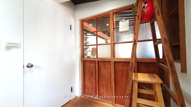 老饕帶路的IG美食! 小吉市場: 隱藏老屋咖啡店 完美大人系手工布丁,法芙娜可可捲  安靜位少寵物友善︱台北古亭站