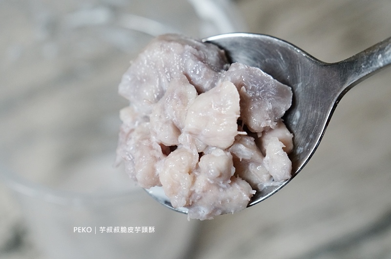 芋叔叔脆皮芋頭酥.芋泥球.芋頭大福.桃園美食.桃園車站美食.桃園車站必吃.芋頭酥.芋頭餅.爆漿芋頭酥.芋頭控.