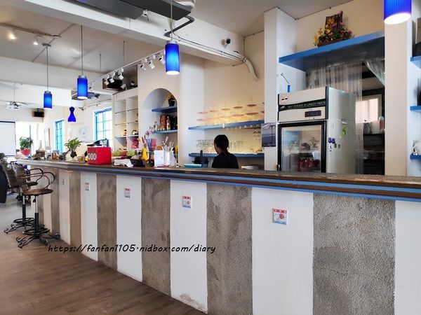 淺水灣必訪的海景咖啡館【夢想地圖Cafe海景會館】適合親友慶生、求婚、講座、企業會議的空間平台 (8).jpg