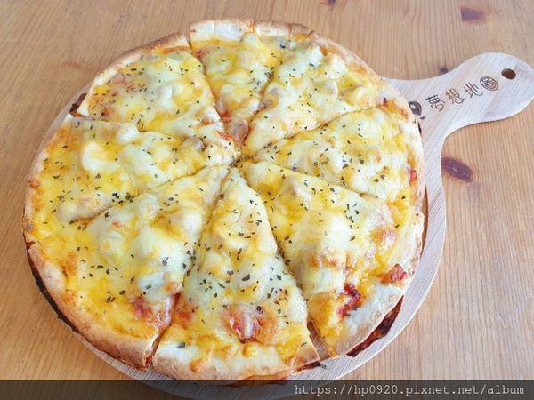泡菜雞肉起司披薩.jpg