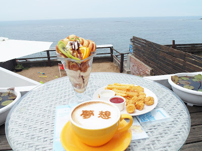 推薦網美必喝必點的餐食飲品🍹─夢想地圖 Cafe 海景會館│無敵海景必訪咖啡館│觀賞夕陽絕美咖啡館