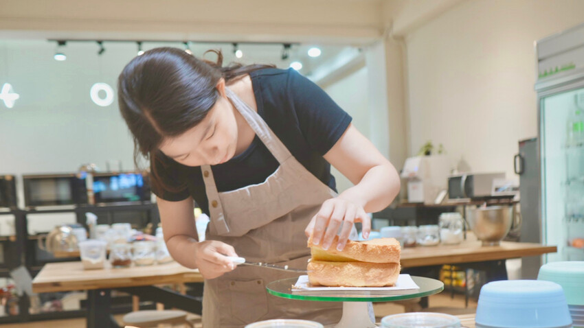 花蓮市[花蓮景點] 慕慕烘焙DIY 花蓮店｜全新開幕！花蓮做蛋糕DIY「夏季芒果蛋糕」