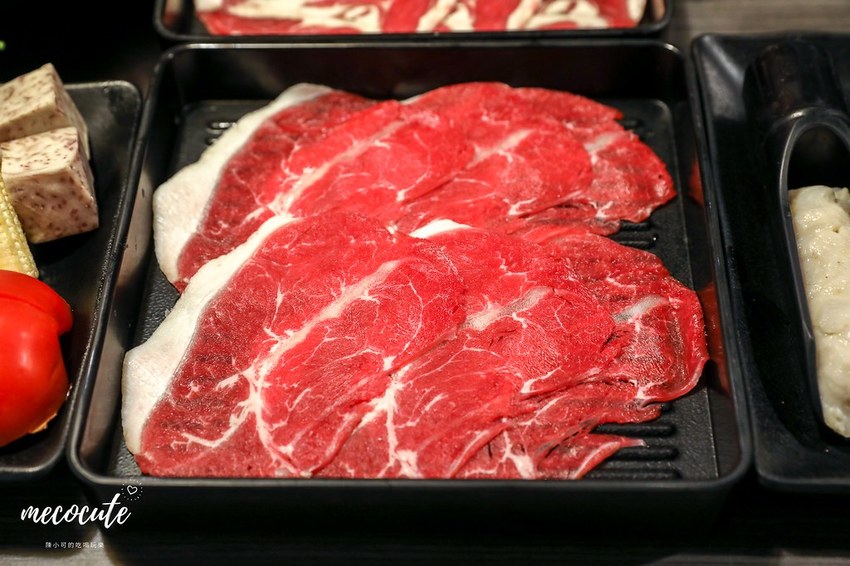 文岩文,文岩文分店,文岩文岩燒蜀辣鴛鴦鍋,新北市火鍋吃到飽,新莊,新莊火鍋吃到飽,新莊美食,新莊餐廳,麻辣鍋推薦 @陳小可的吃喝玩樂