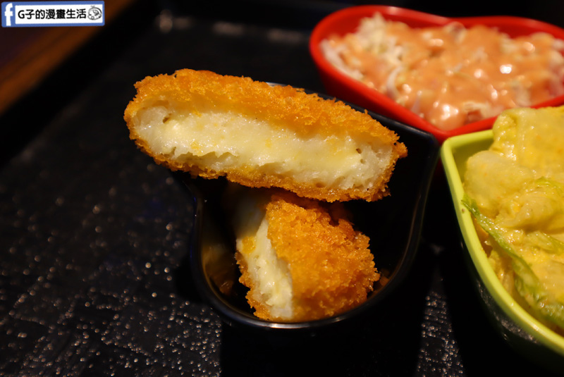 新丼-板橋新埔站.三猿廣場.平價丼飯店.起司瀑布韓美新丼.黃金泡菜丼.炸牡蠣
