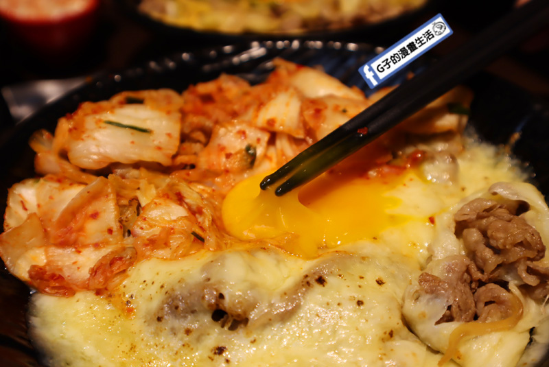 新丼-板橋新埔站.三猿廣場.平價丼飯店.起司瀑布韓美新丼.黃金泡菜丼.炸牡蠣