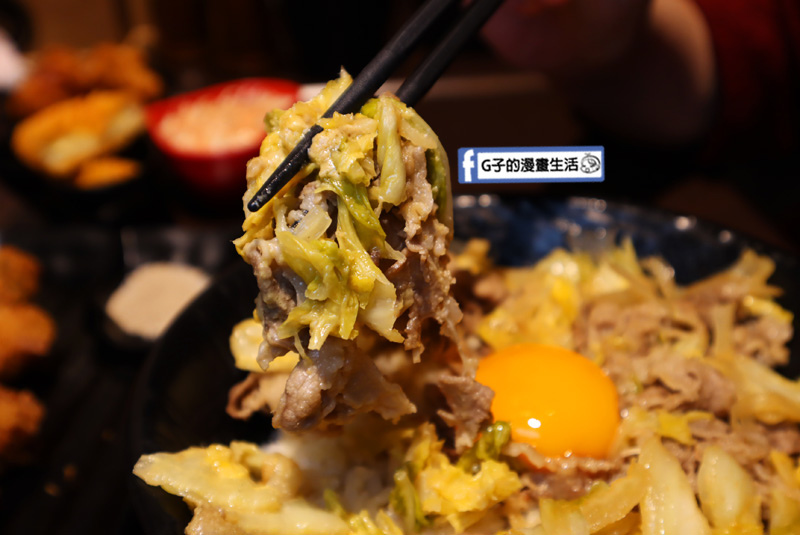 新丼-板橋新埔站.三猿廣場.平價丼飯店.起司瀑布韓美新丼.黃金泡菜丼.炸牡蠣