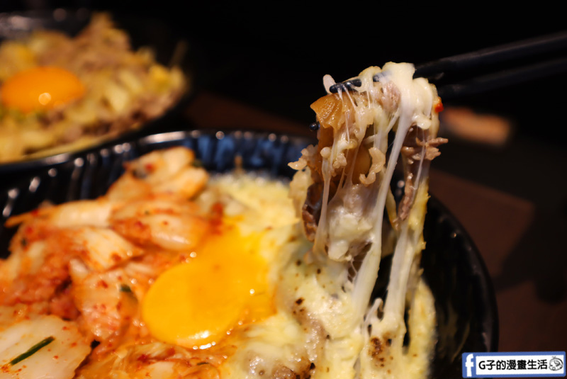 新丼-板橋新埔站.三猿廣場.平價丼飯店.起司瀑布韓美新丼.黃金泡菜丼.炸牡蠣