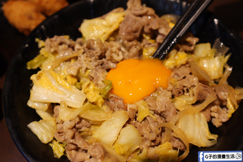新丼-板橋新埔站.三猿廣場.平價丼飯店.起司瀑布韓美新丼.黃金泡菜丼.炸牡蠣