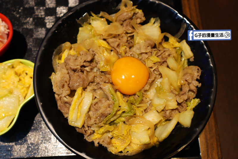 新丼-板橋新埔站.三猿廣場.平價丼飯店.起司瀑布韓美新丼.黃金泡菜丼.炸牡蠣