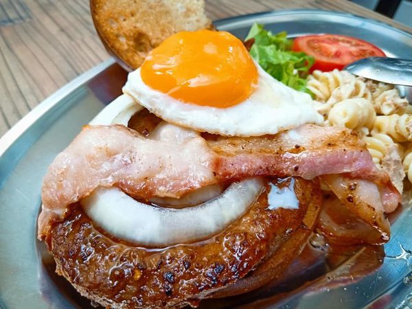 /tmp/phpnW6tYk /tmp/phpnW6tYk