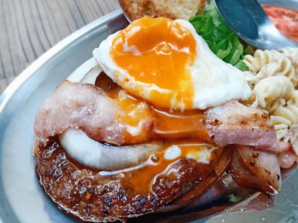 /tmp/phpbzDu9S /tmp/phpbzDu9S