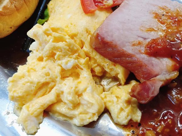 /tmp/phpGJ3umL /tmp/phpGJ3umL