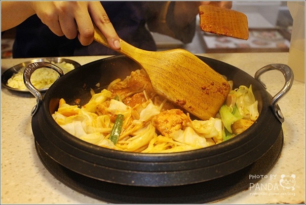 好韓村-韓風鍋物燒肉-新光三越桃園站前店 (25)
