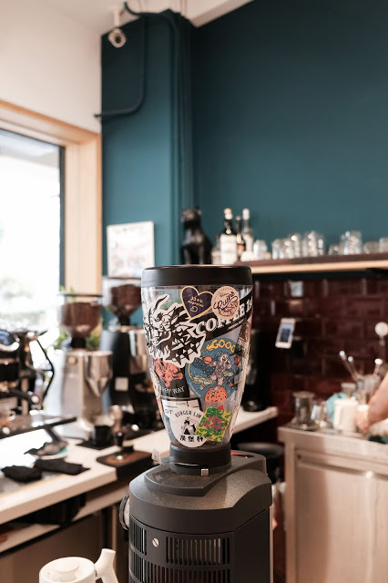 [冬，台中] 內外兼修，最自信的華麗展翅 - 孔雀咖啡