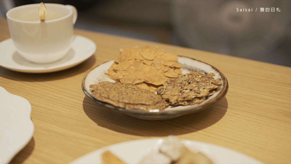 芭芭波娃88POVA喜餅 台中喜餅推薦 台中中區喜餅 賽的日札 便宜喜餅0139-min.png