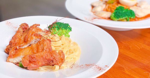 高雄愛河║義饗 Yi Shang║高雄美食║前金美食║前金區美食║鹽埕美食║高雄美食地圖║高雄食記║義大利麵║高雄餐廳║pasta║高雄義大利麵║高雄旅遊║高雄景點