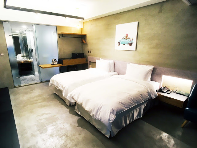 [新北住宿] 私客創旅 Thinker Hotel｜鶯歌老街第一間親子飯店，住在藝術精品房型中感受文藝氣息，附設立方樂親子王國室內樂園讓孩子暢玩放電！