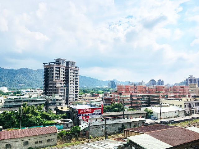 [新北住宿] 私客創旅 Thinker Hotel｜鶯歌老街第一間親子飯店，住在藝術精品房型中感受文藝氣息，附設立方樂親子王國室內樂園讓孩子暢玩放電！