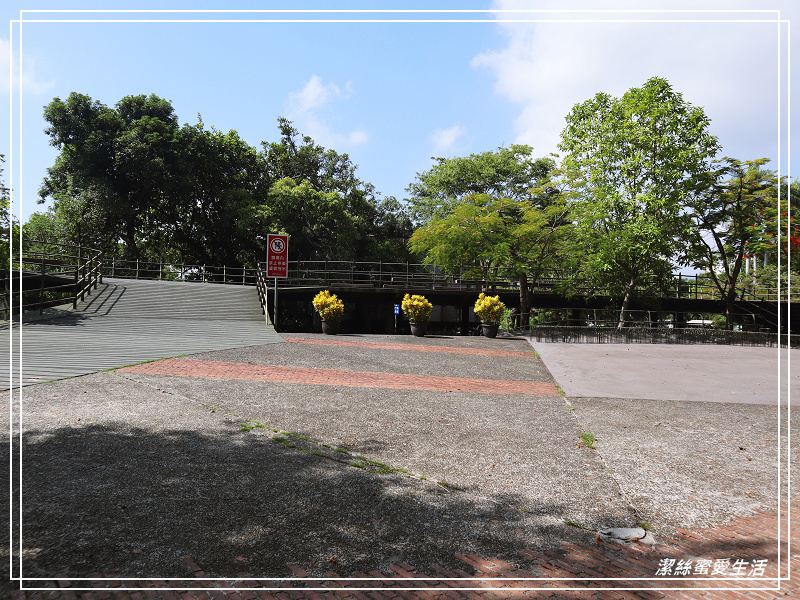 丟丟噹森林x 幾米公園 -宜蘭/向左.向右~走進車站旁童話星空列車 - 潔絲蜜愛生活