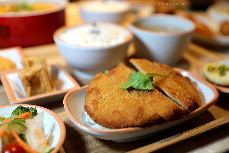 汰汰熱情食堂泰式料理餐盒南京復興站慶城街1號便當外送140
