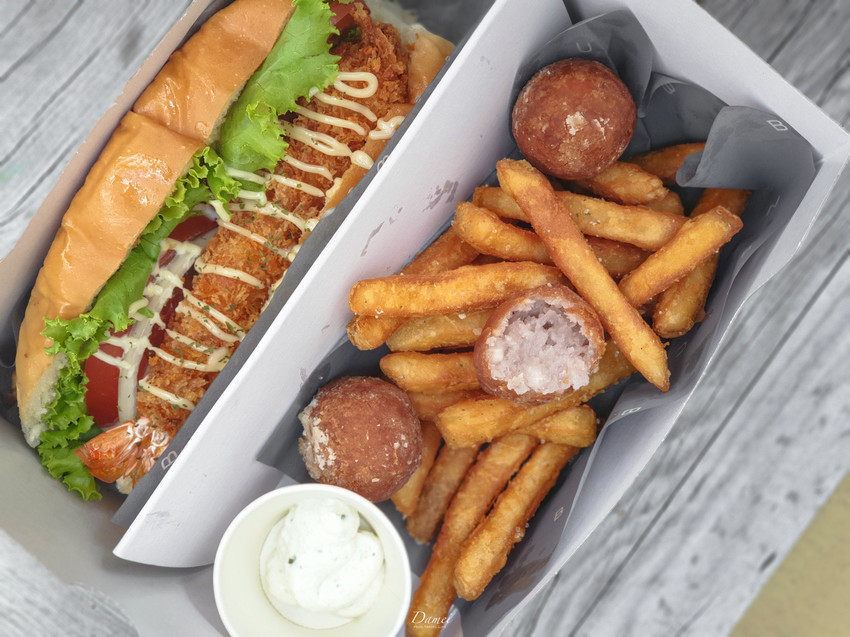 台中西區｜BunBun棒棒-脆皮奶油麵包，搭什麼都很可以