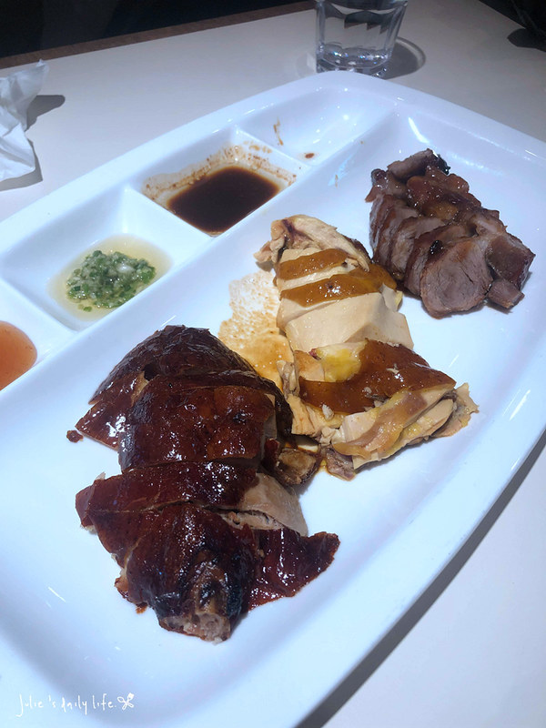 北車,北車 茶餐廳,北車 飲茶,北車港式,北車港式飲茶,台北 茶餐廳,台北車站,台北車站 港式飲茶,台北車站 港式餐廳,台北車站港式飲茶,台北車站港式飲茶吃到飽,台北車站飲茶,太興,太興 港式,太興港式,太興燒味,太興燒臘,太興茶餐廳,太興茶餐廳菜單,太興茶餐廳評價,微風,微風 台北車站,微風北車 港式,港式,港式飲茶,港式飲茶 北車,茶餐廳,餐廳 @跟著Julie一起走吧