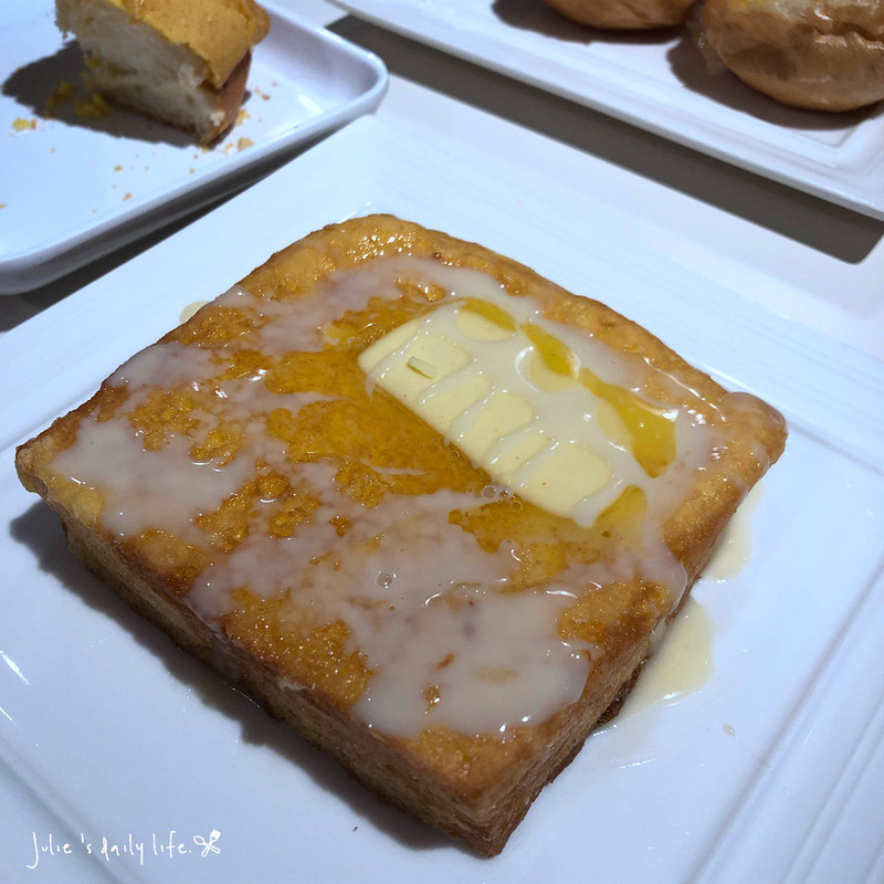 北車,北車 茶餐廳,北車 飲茶,北車港式,北車港式飲茶,台北 茶餐廳,台北車站,台北車站 港式飲茶,台北車站 港式餐廳,台北車站港式飲茶,台北車站港式飲茶吃到飽,台北車站飲茶,太興,太興 港式,太興港式,太興燒味,太興燒臘,太興茶餐廳,太興茶餐廳菜單,太興茶餐廳評價,微風,微風 台北車站,微風北車 港式,港式,港式飲茶,港式飲茶 北車,茶餐廳,餐廳 @跟著Julie一起走吧