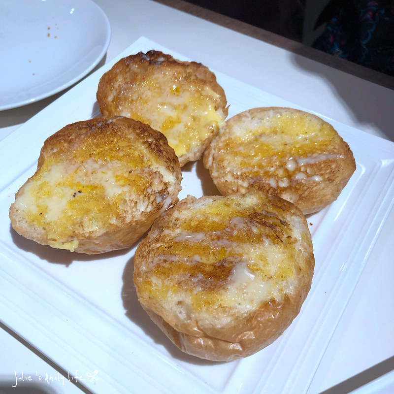 北車,北車 茶餐廳,北車 飲茶,北車港式,北車港式飲茶,台北 茶餐廳,台北車站,台北車站 港式飲茶,台北車站 港式餐廳,台北車站港式飲茶,台北車站港式飲茶吃到飽,台北車站飲茶,太興,太興 港式,太興港式,太興燒味,太興燒臘,太興茶餐廳,太興茶餐廳菜單,太興茶餐廳評價,微風,微風 台北車站,微風北車 港式,港式,港式飲茶,港式飲茶 北車,茶餐廳,餐廳 @跟著Julie一起走吧