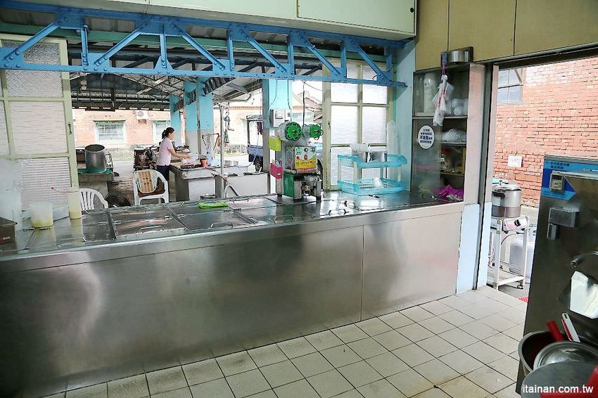 後壁和興冰果部~台南八十年的懷舊相親老冰店,菁寮老街上的古早味冰果室! - 台南好Food遊